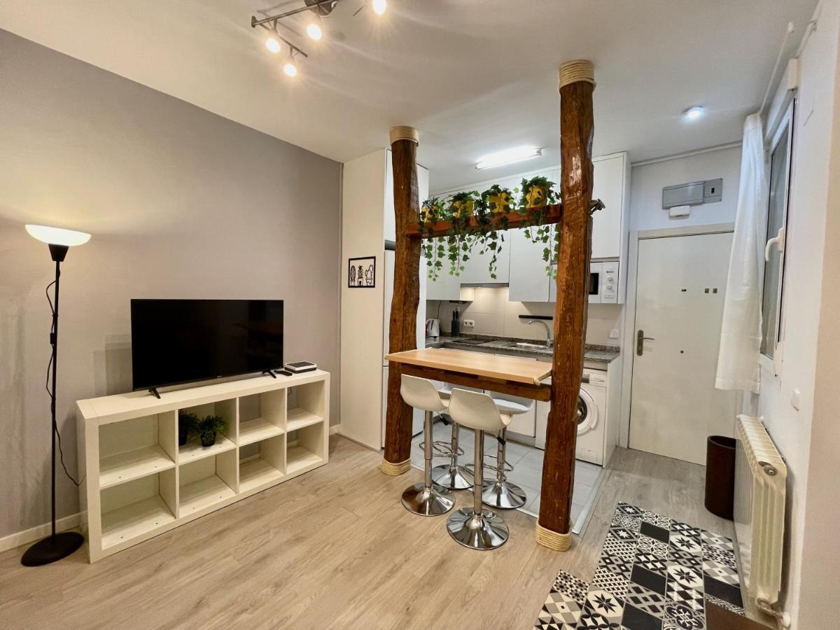 Bonito Apartamento Junto A La Plaza Mayor Madrid Exterior photo