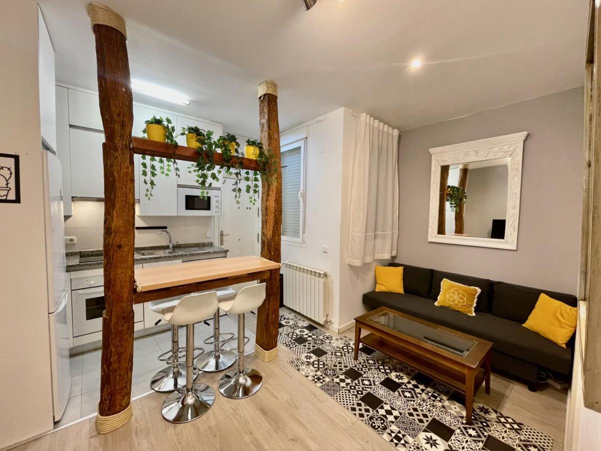 Bonito Apartamento Junto A La Plaza Mayor Madrid Exterior photo